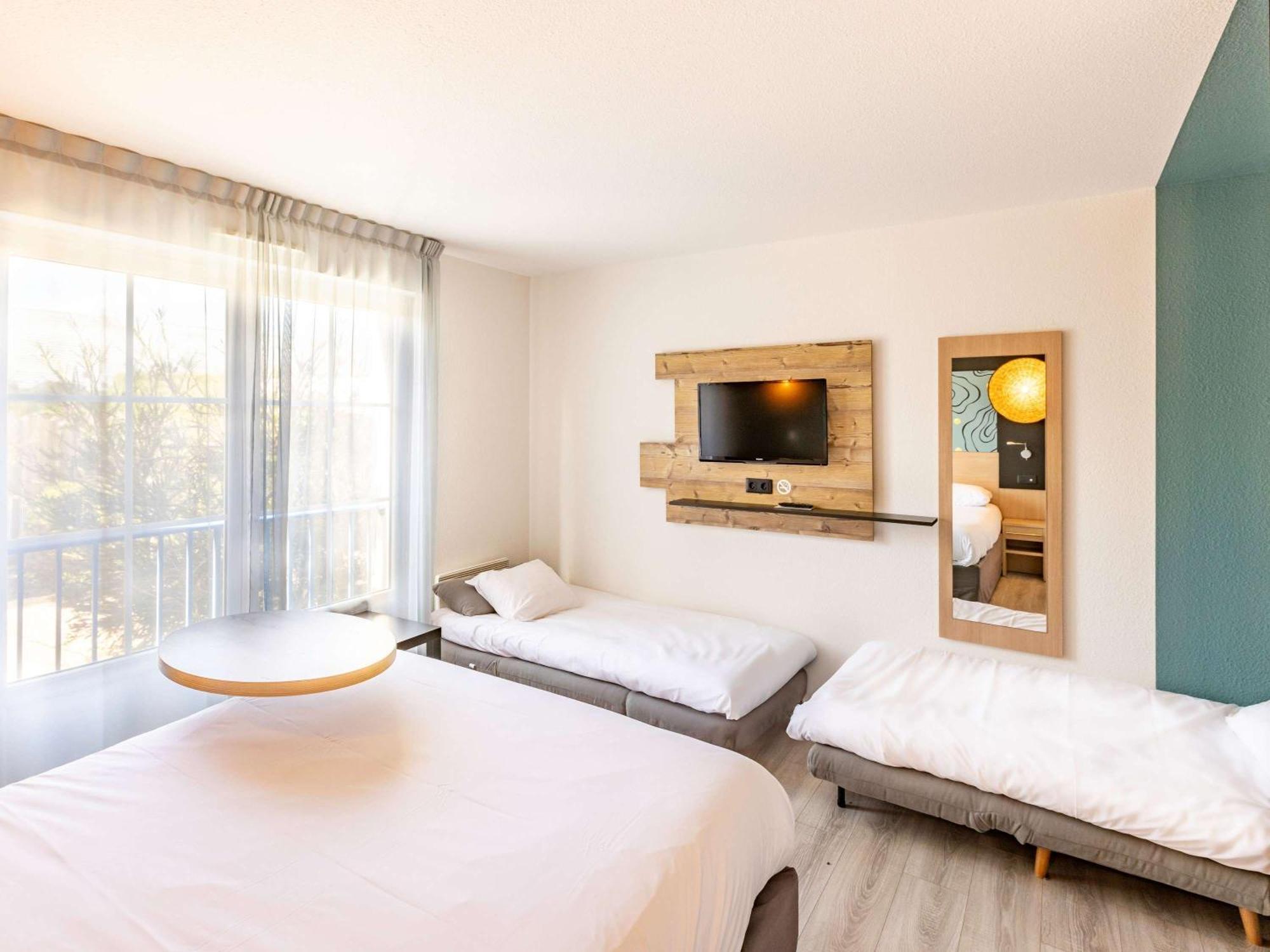 Ibis Styles Marennes D'Oleron Hotel Exterior photo